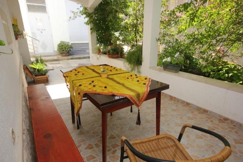 Apartments Zoki - Great Location Close To The Sea Vis Dış mekan fotoğraf